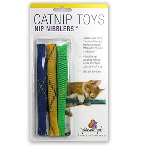 pioneer pet nip nibblers catnip toy