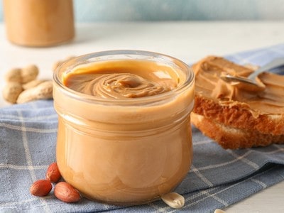 Peanut butter bad for cats